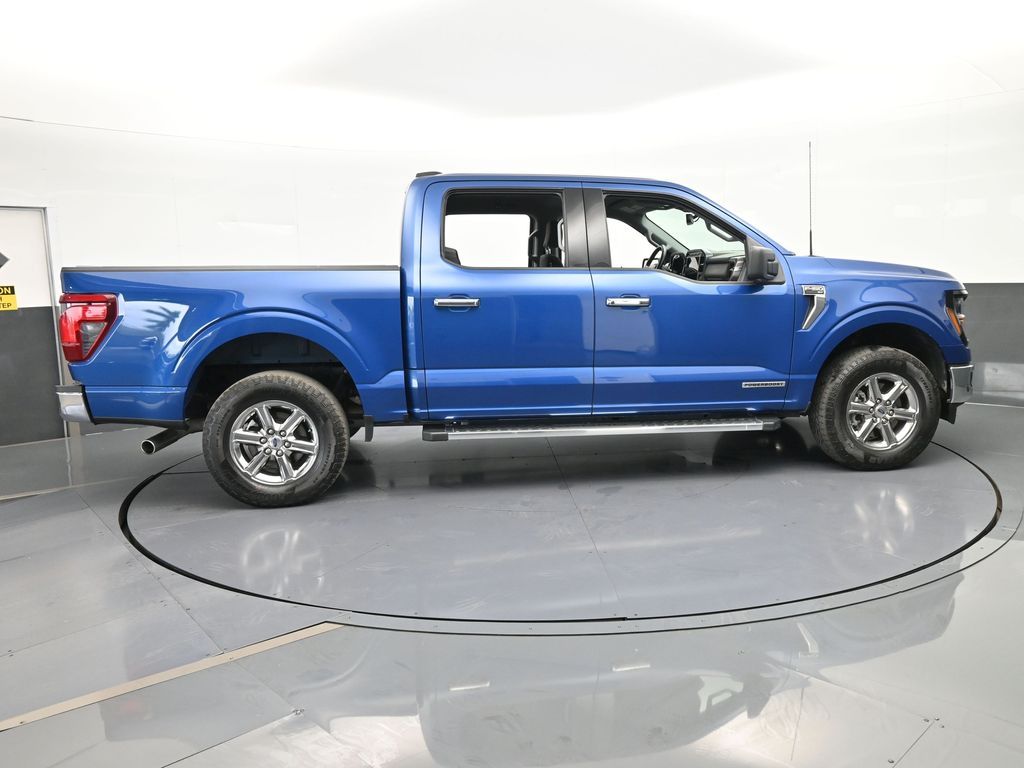 Used 2024 Blue Metallic Ford XLT image 7