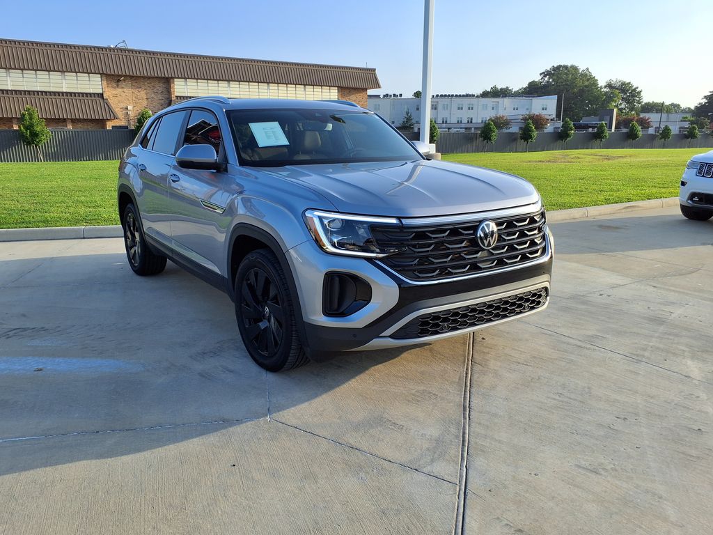 2024 Volkswagen Atlas Cross Sport 2.0T SE w/Technology