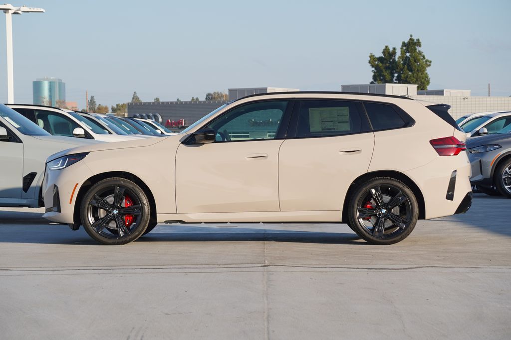 Thumbnail: 2026 BMW X3 - 3