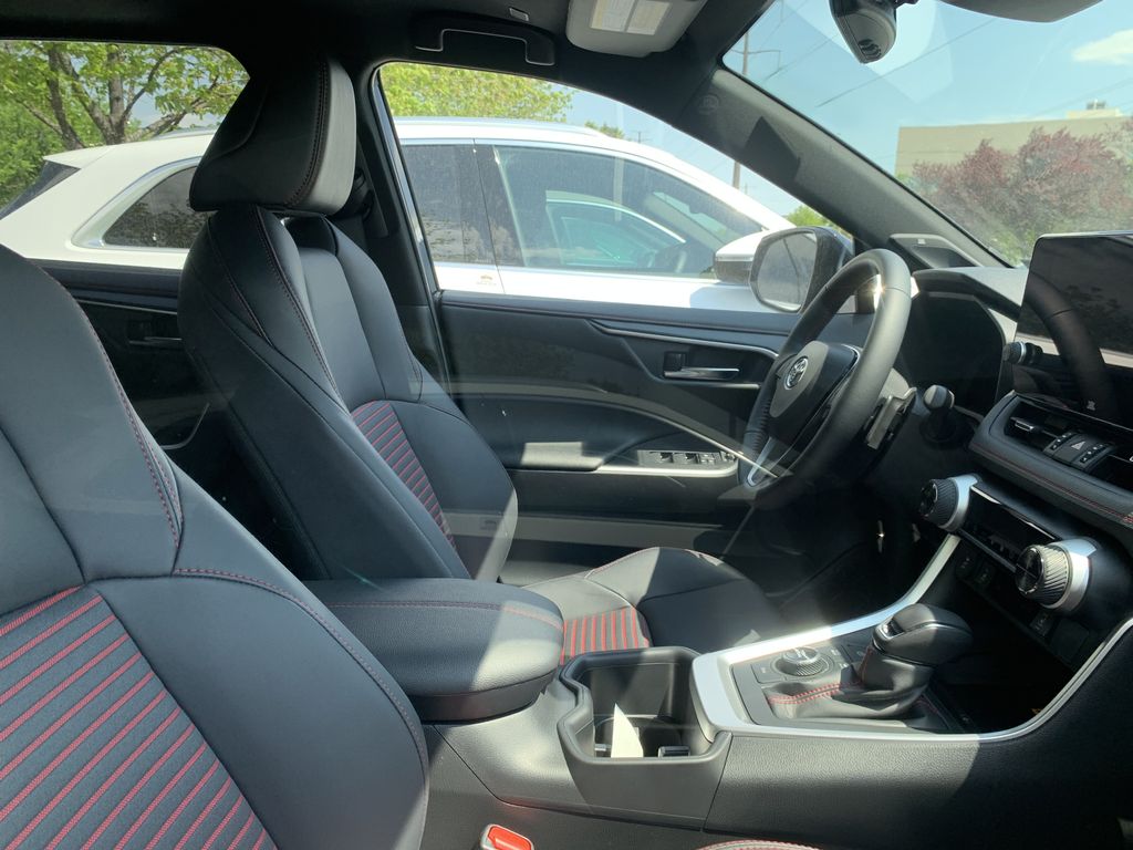 Thumbnail: 2025 Toyota RAV4 - 4