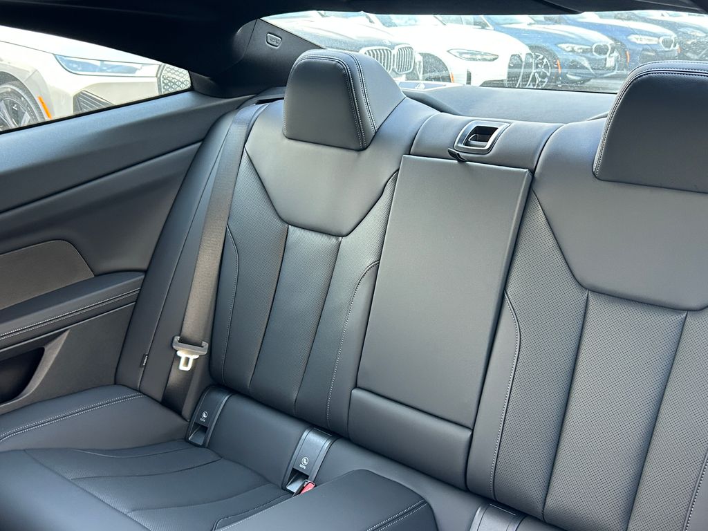 Thumbnail: 2026 BMW 4 Series - 31