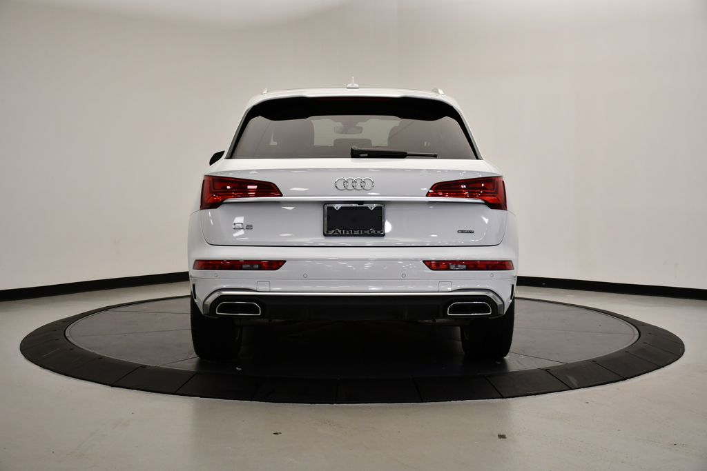 Thumbnail: 2024 Audi Q5 - 4
