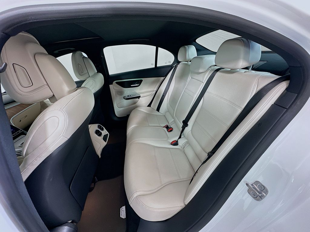 Thumbnail: 2024 Mercedes-Benz C-Class - 24