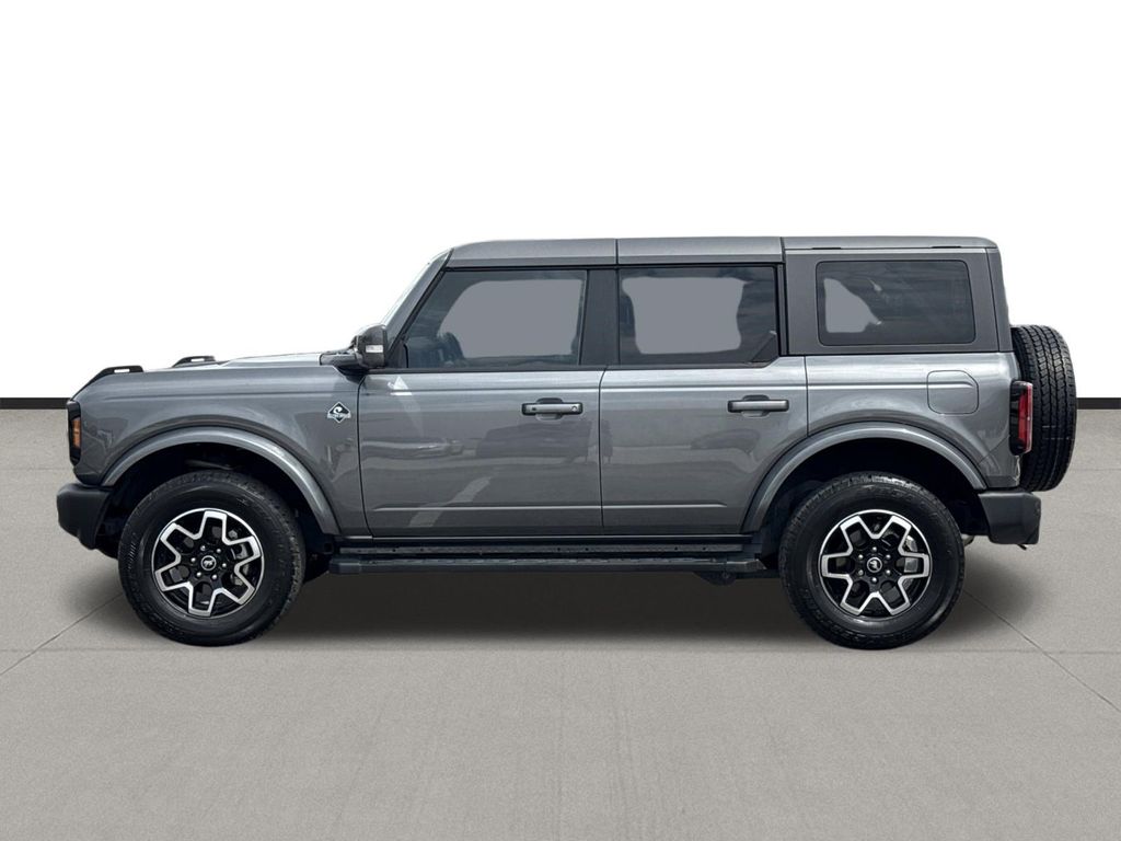 2024 Ford Bronco Outer Banks Gray at EAG Ford Navasota