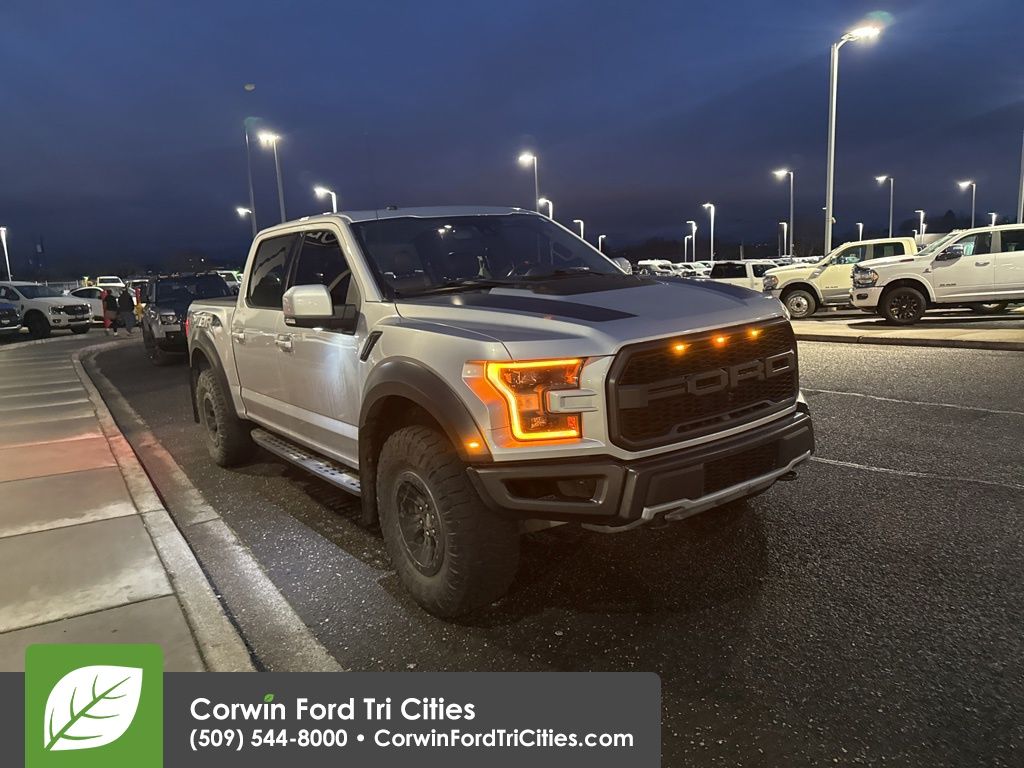 2018 Ford F-150 Raptor SuperCrew 4WD