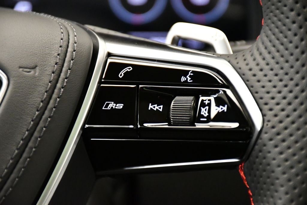 Thumbnail: 2026 Audi RS 7 - 22