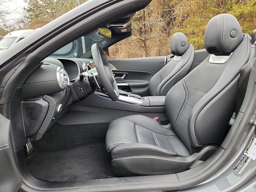 Thumbnail: 2024 Mercedes-Benz SL-Class - 13