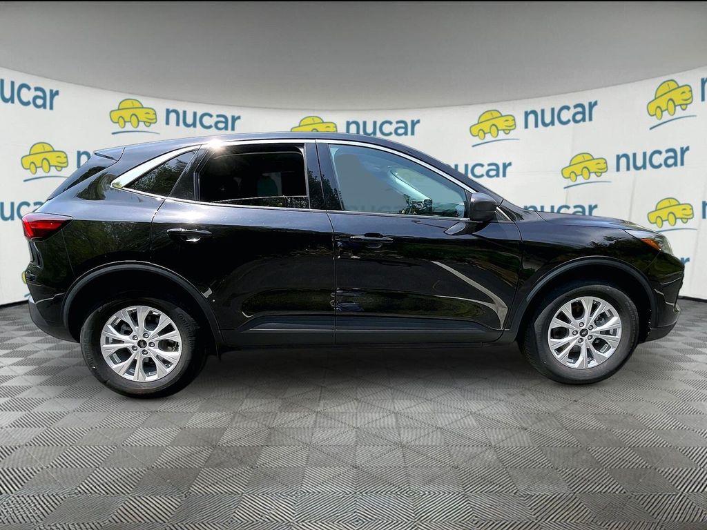 2023 Ford Escape — photo 9