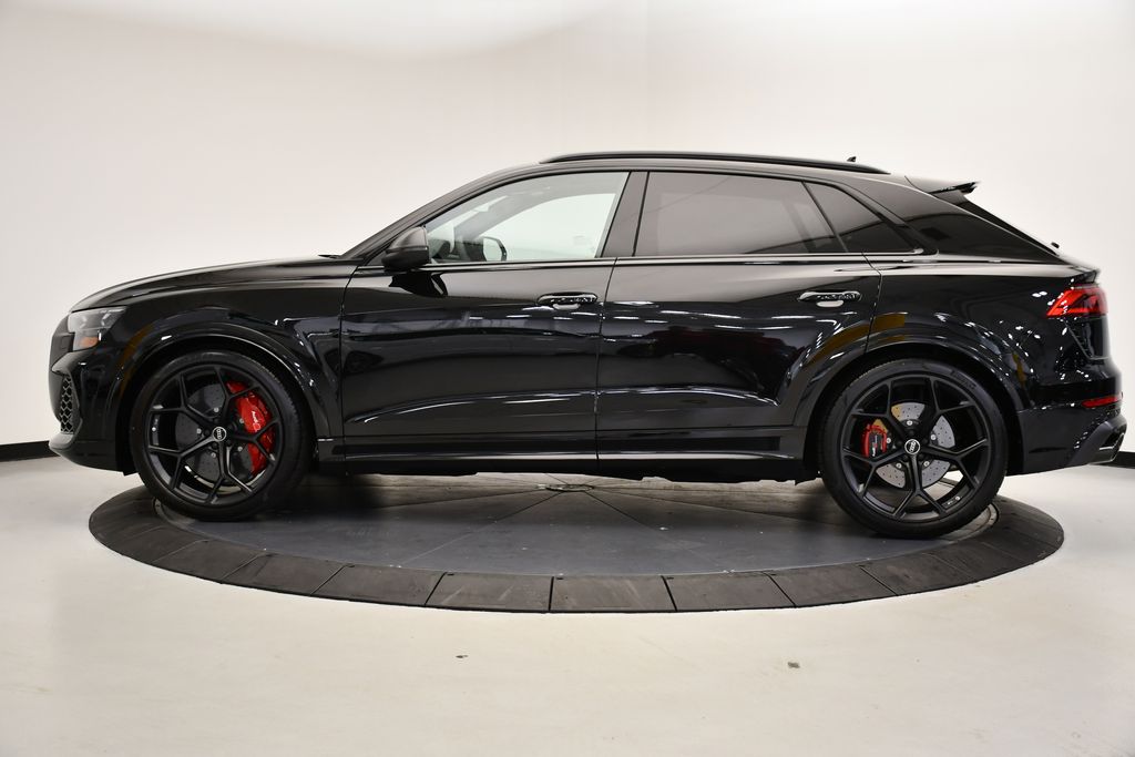 Thumbnail: 2025 Audi RS Q8 - 2