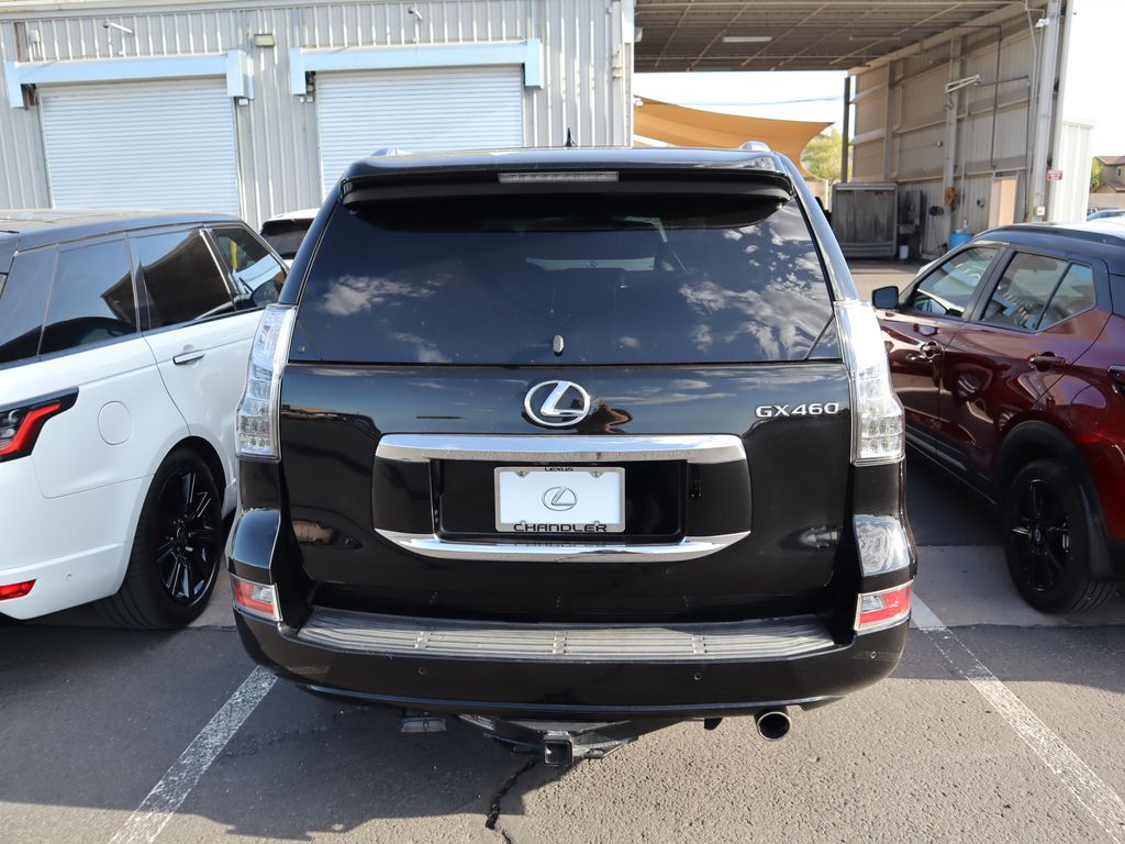 Thumbnail: 2016 Lexus GX - 2