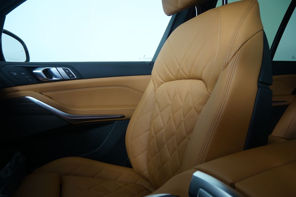 Thumbnail: 2026 BMW X5 - 23