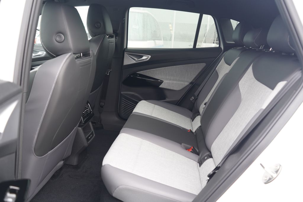 Thumbnail: 2026 Volkswagen ID.4 - 7