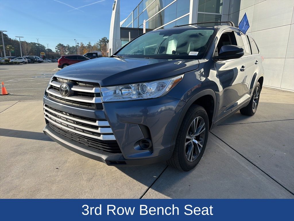 2019 Toyota Highlander LE