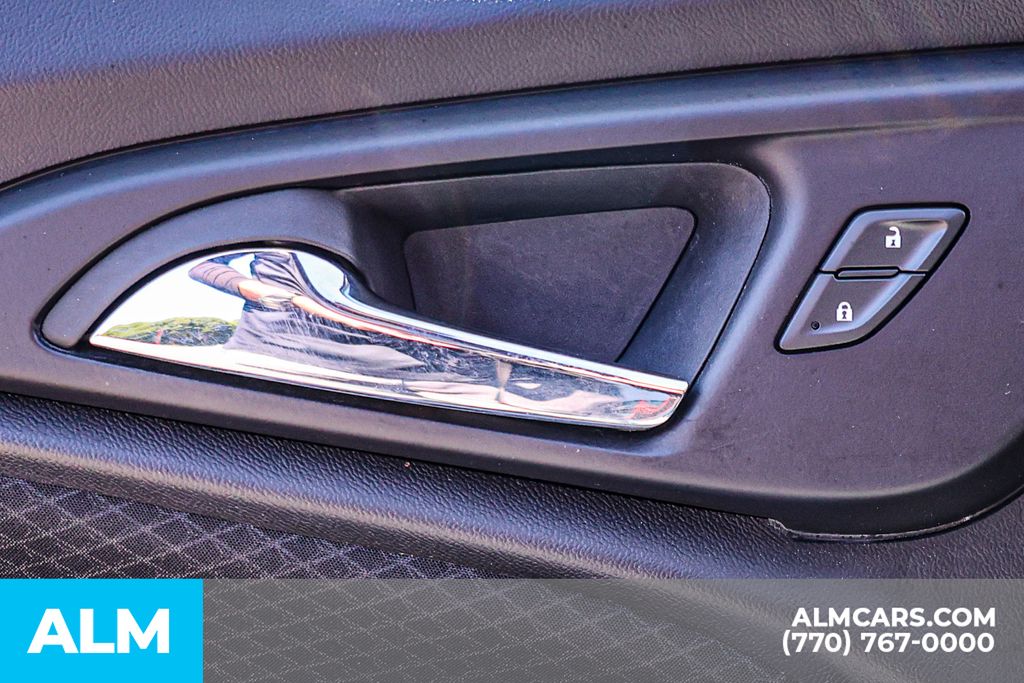 Used 2024 White Chevrolet LT image 45