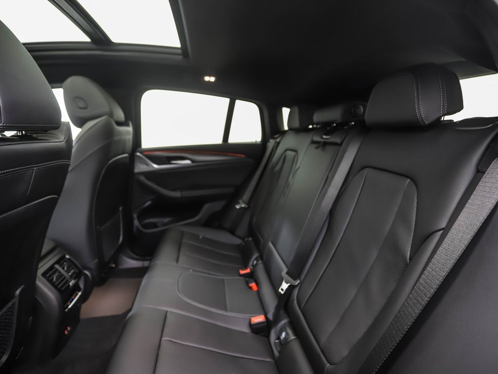 2025 BMW X4 xDrive30i 20