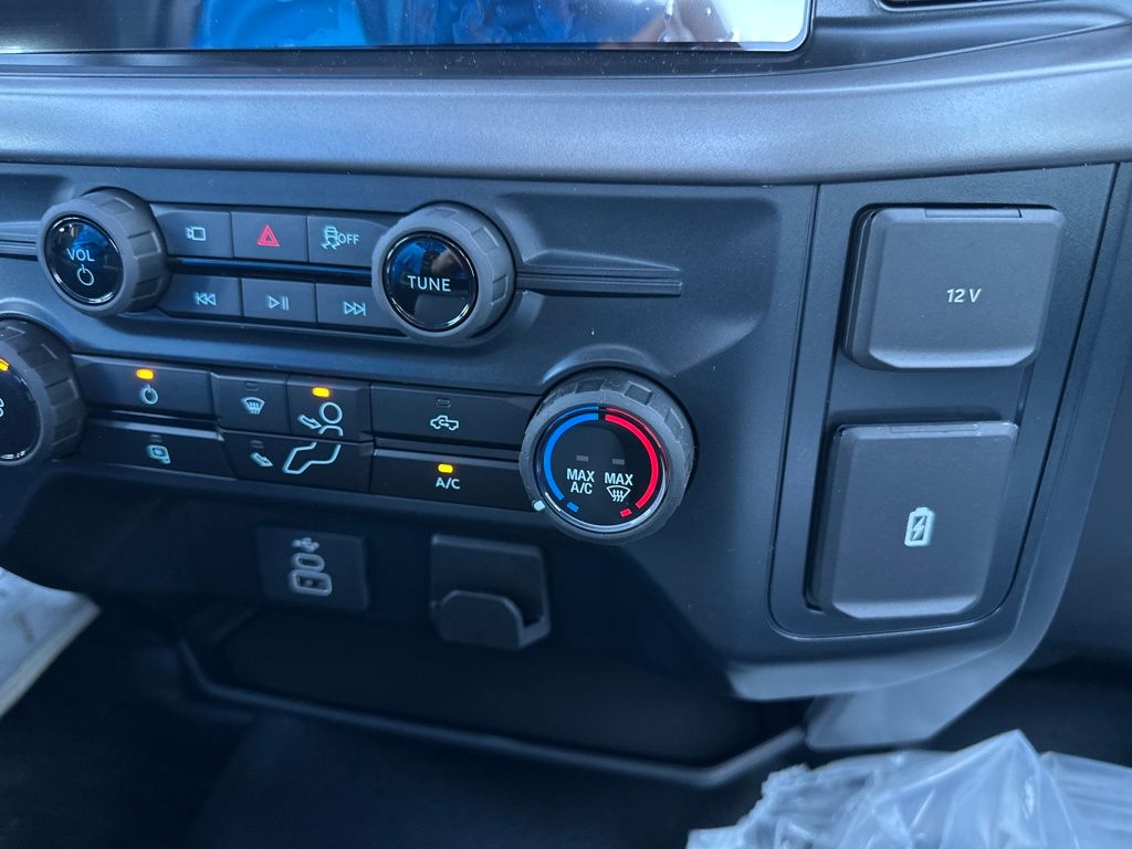 New 2025 Ford F-150 Regular Cab 8' Box XL