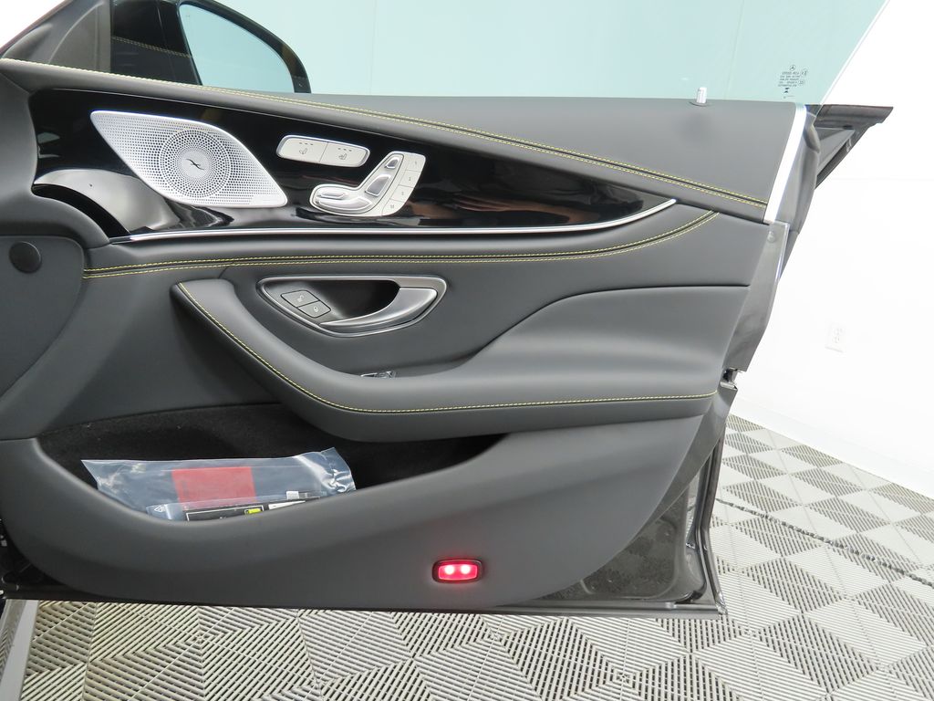 Thumbnail: 2026 Mercedes-Benz AMG GT - 25