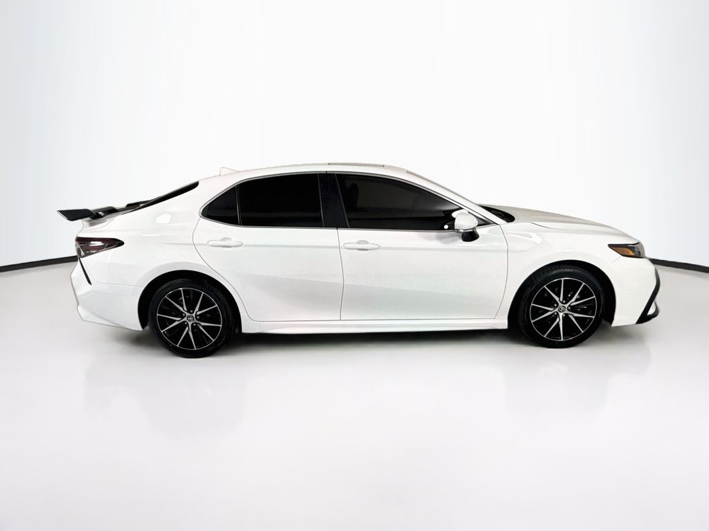 Thumbnail: 2024 Toyota Camry - 4