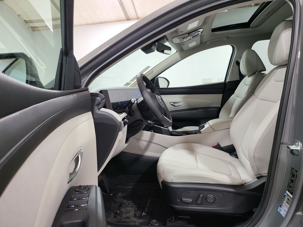 2025 Hyundai Tucson SEL Convenience 28