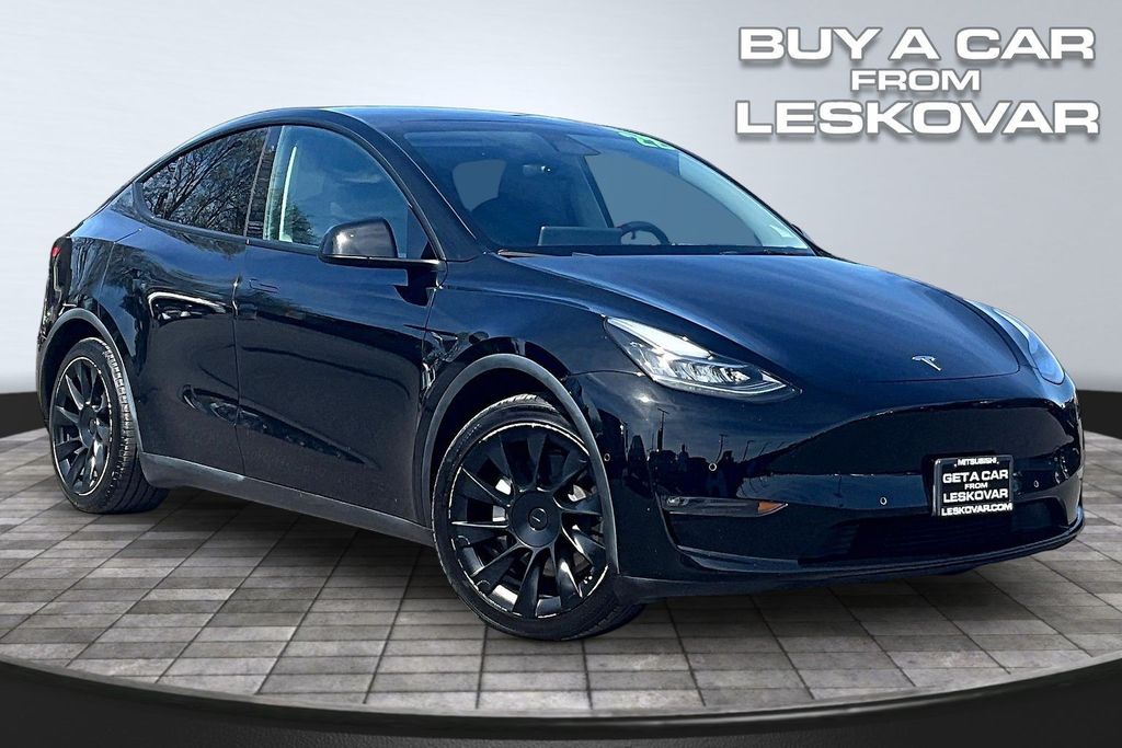 Solid Black 2022 Tesla Model Y Long Range AWD SUV / Crossover All-Wheel Drive 1-Speed Automatic
