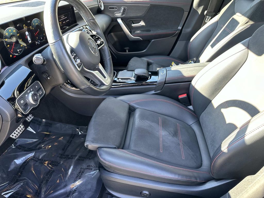 Thumbnail: 2022 Mercedes-Benz CLA - 27