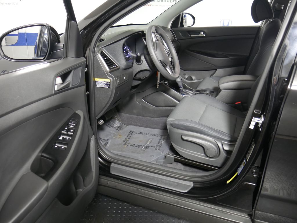 Thumbnail: 2018 Hyundai Tucson - 15