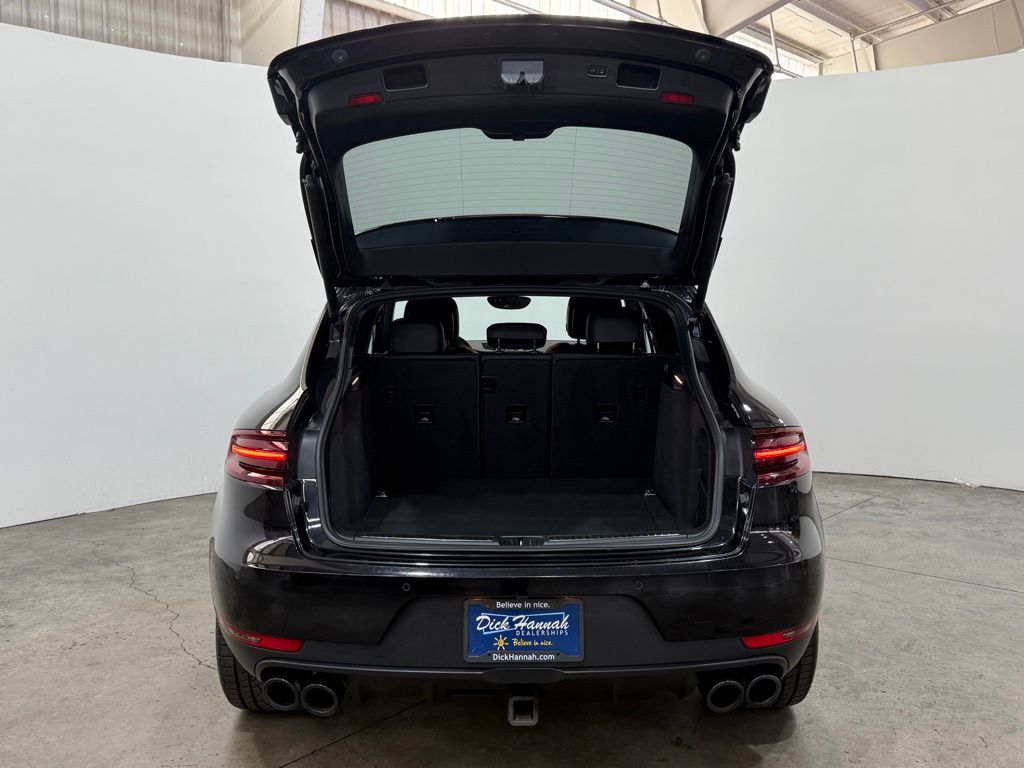 2016 Porsche Macan S