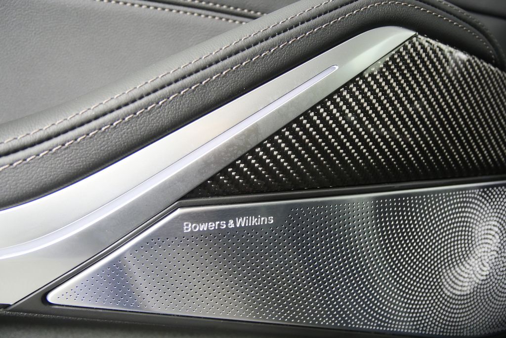 Thumbnail: 2026 BMW X7 - 10