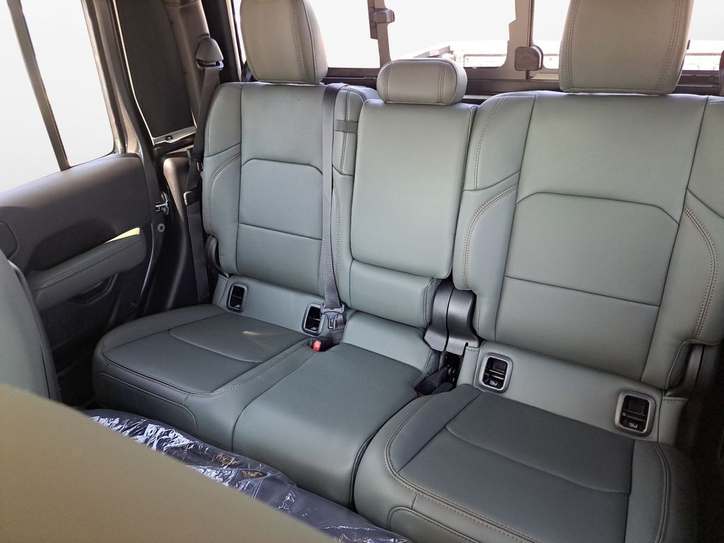 New Car 2025 Jeep Gladiator  Mojave For Sale Under $60,000 In Austin, Texas