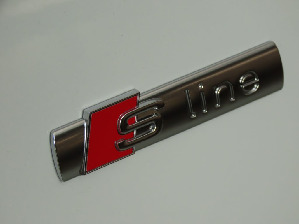 Thumbnail: 2025 Audi A6 - 11