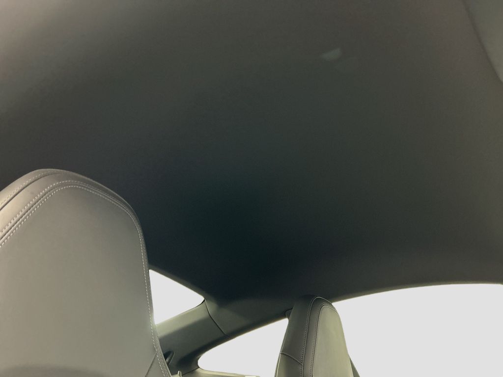 Thumbnail: 2022 Porsche 911 - 17