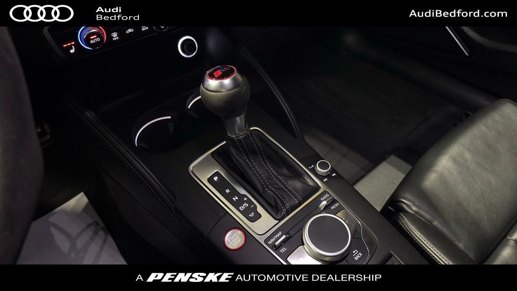 Thumbnail: 2018 Audi RS 3 - 19