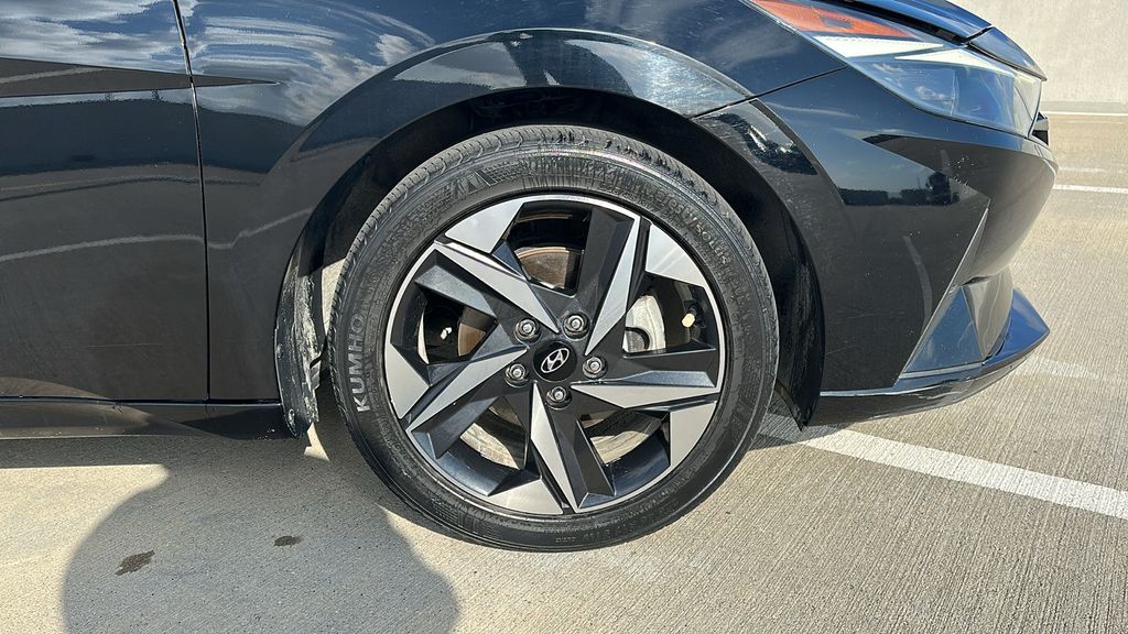 2023 Hyundai Elantra SEL Black at Baytown Hyundai