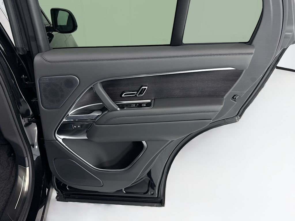 Thumbnail: 2026 Land Rover Range Rover - 26
