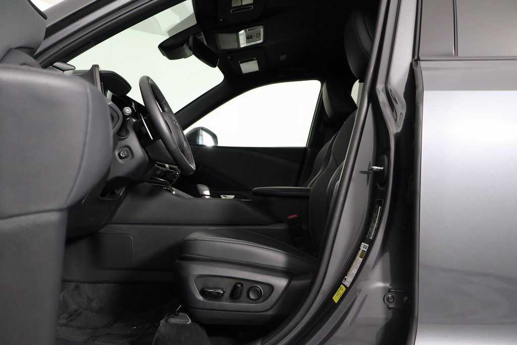 Thumbnail: 2025 Lexus TX - 10