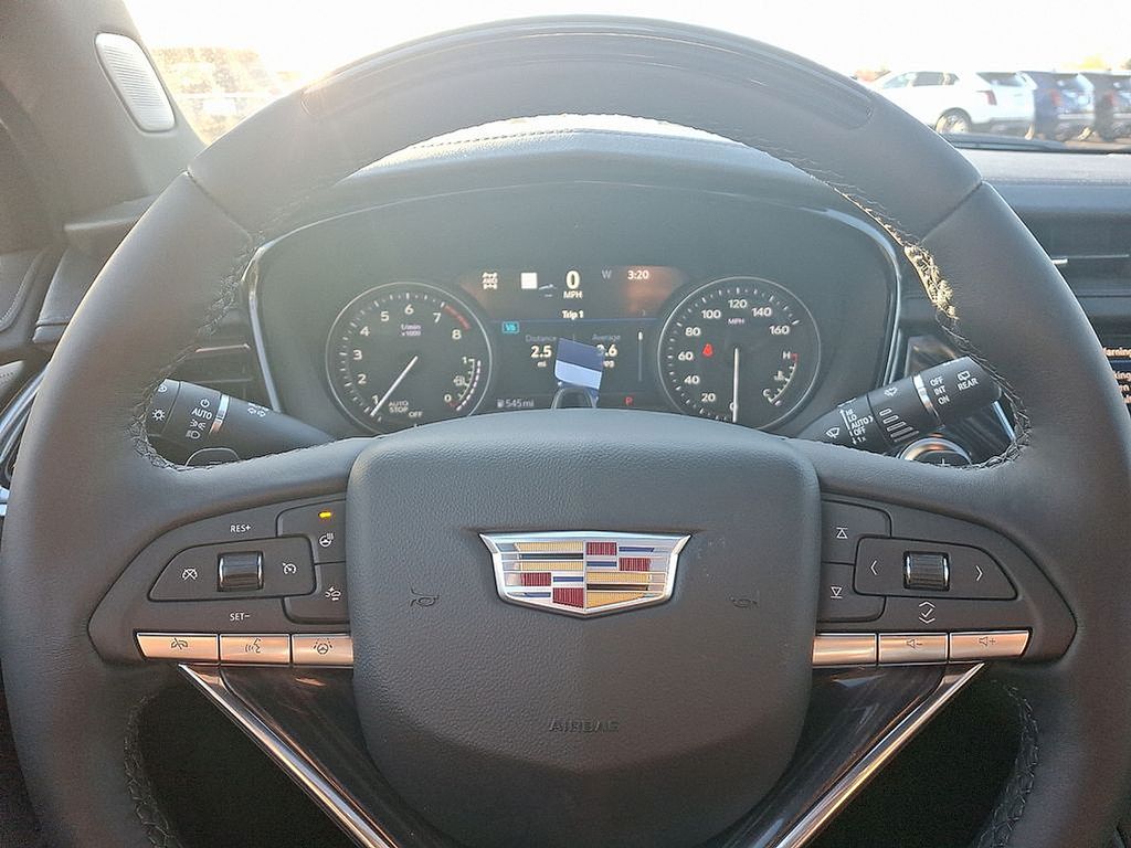 Thumbnail: 2025 Cadillac XT6 - 11