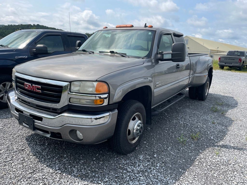 Steel Gray Metallic 2007 GMC Sierra Classic 3500 Pickup Truck Four-Wheel Drive 6-Speed Automatic