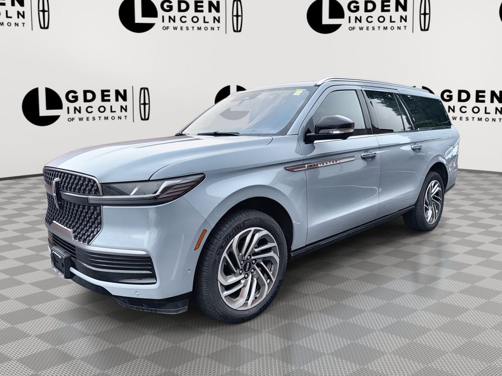 Gray Mist 2025 Lincoln Navigator SUV / Crossover Four-Wheel Drive Automatic