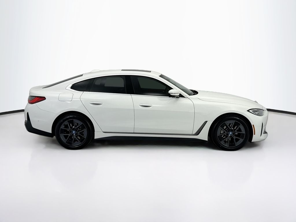 Thumbnail: 2024 BMW i4 - 4