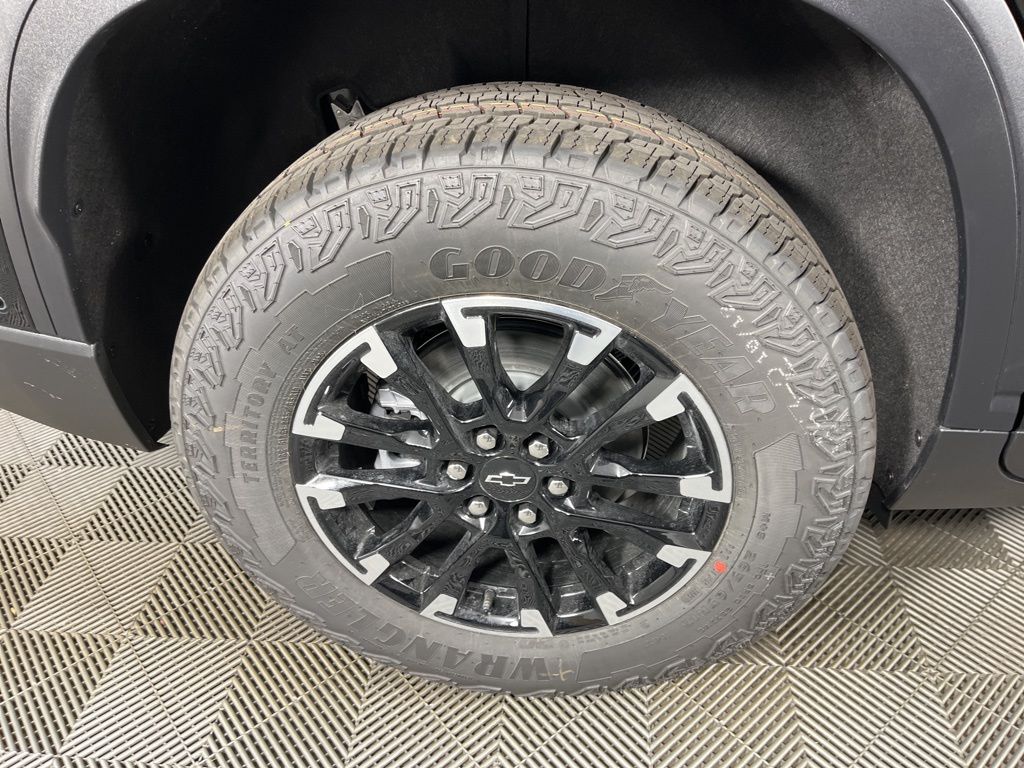 Thumbnail: 2026 Chevrolet Traverse - 18