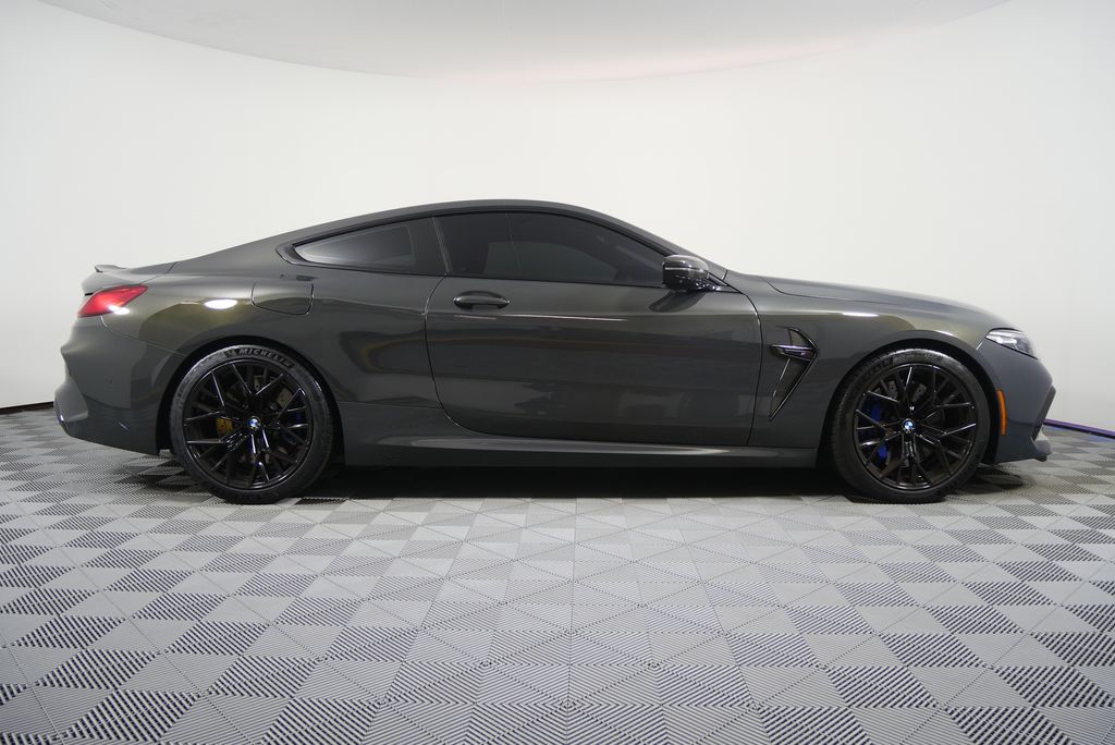 Thumbnail: 2022 BMW M8 - 2