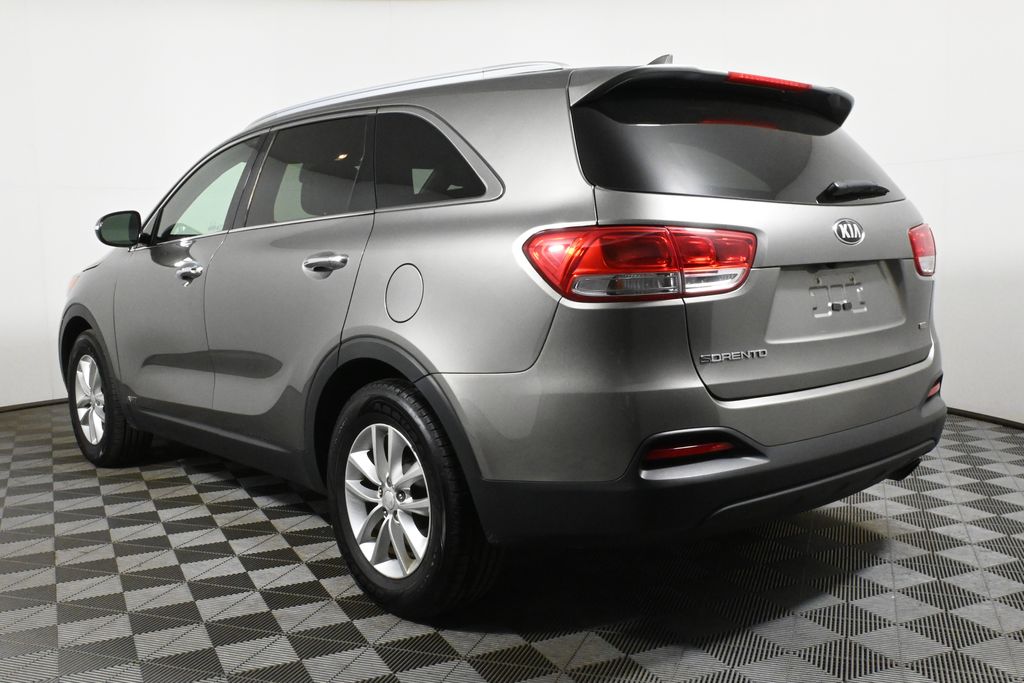 2016 Kia Sorento LX 5