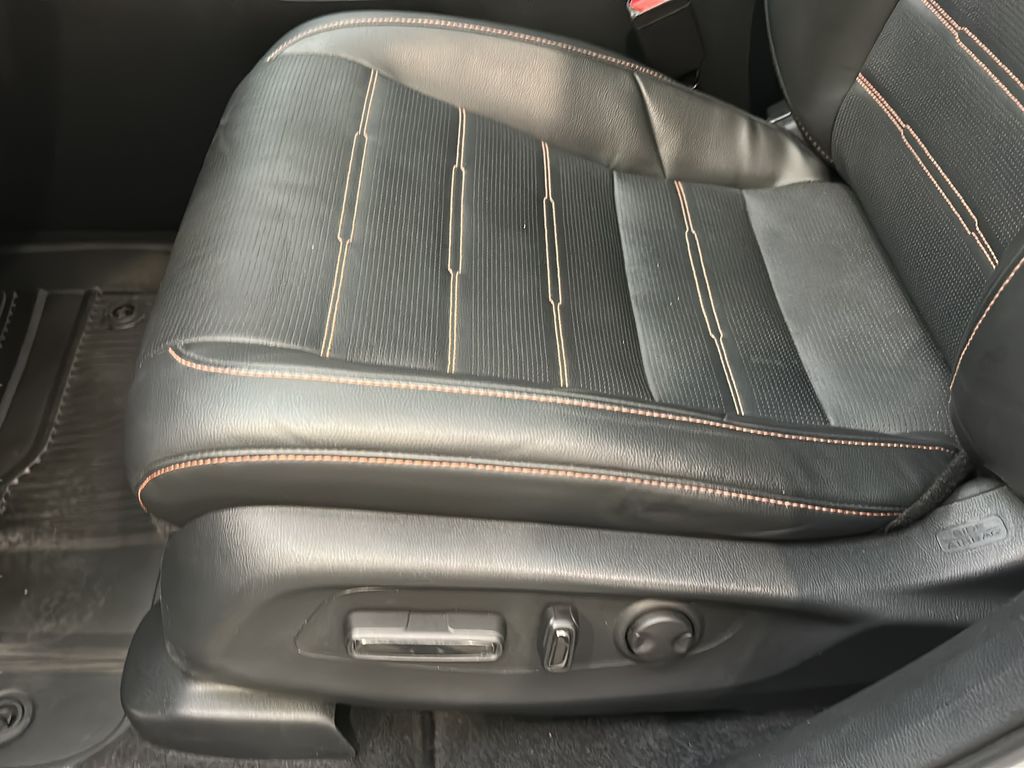 2024 Honda CR-V Sport-L - Photo 14