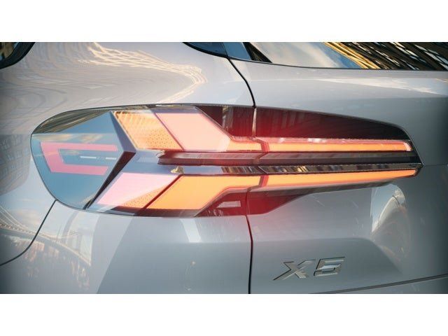 Thumbnail: 2026 BMW X5 - 8