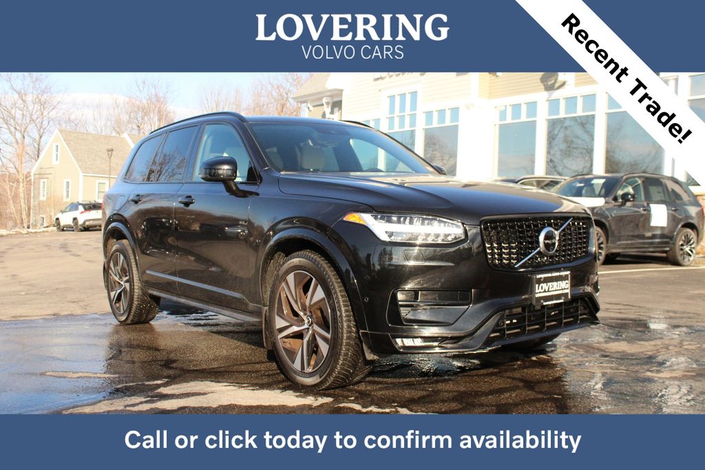 2021 Volvo XC90 T6 R-Design AWD