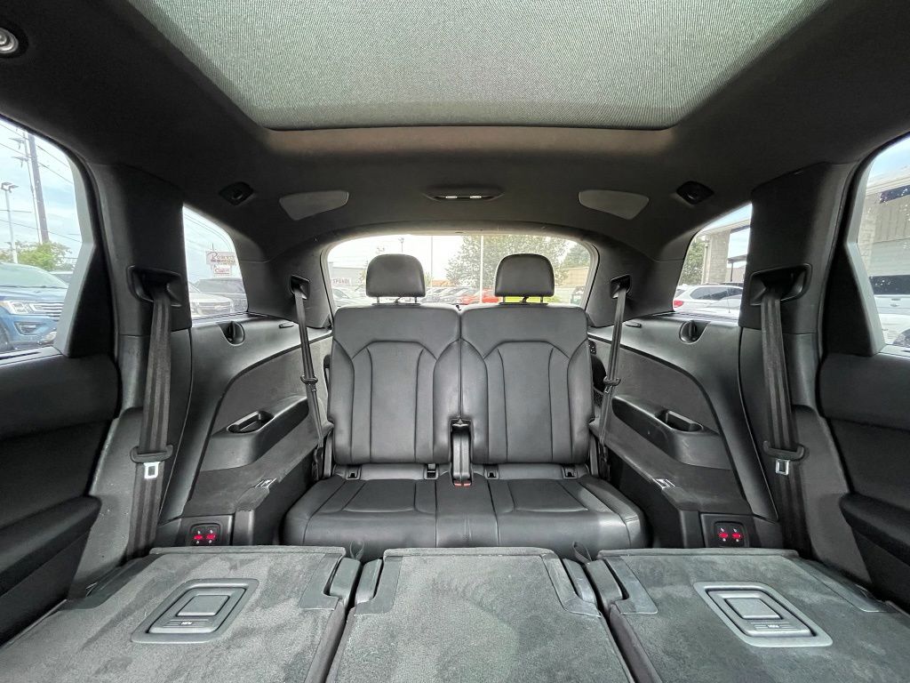 2017 Audi Q7 2.0T Premium Plus Black at Autostrade