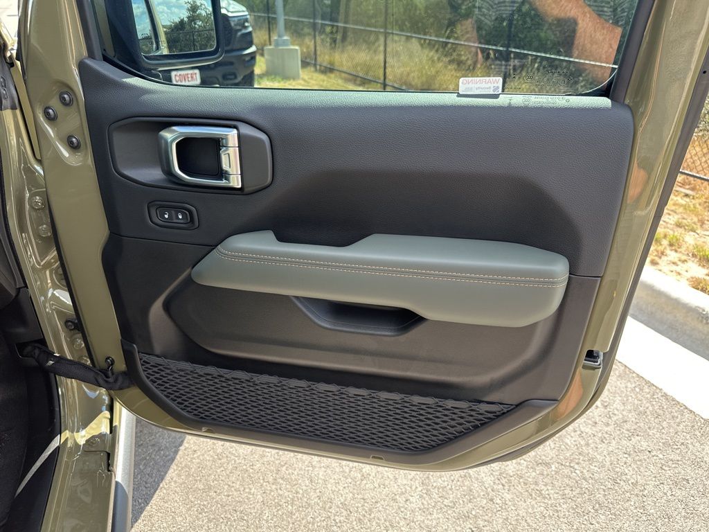 New Car 2025 Jeep Gladiator  Mojave For Sale Under $60,000 In Austin, Texas