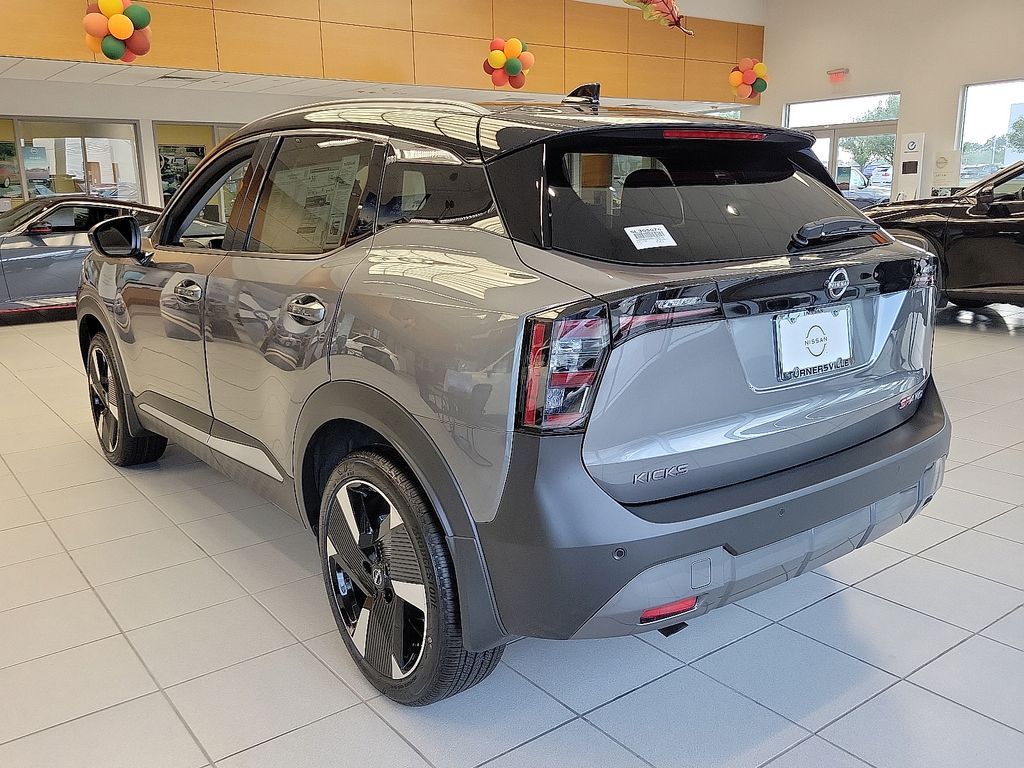 Thumbnail: 2025 Nissan Kicks - 3