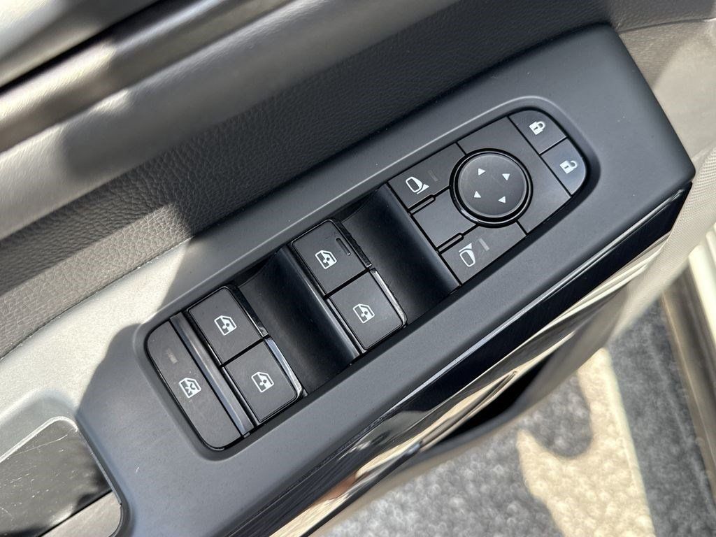Used 2023 Nissan Pathfinder SUV