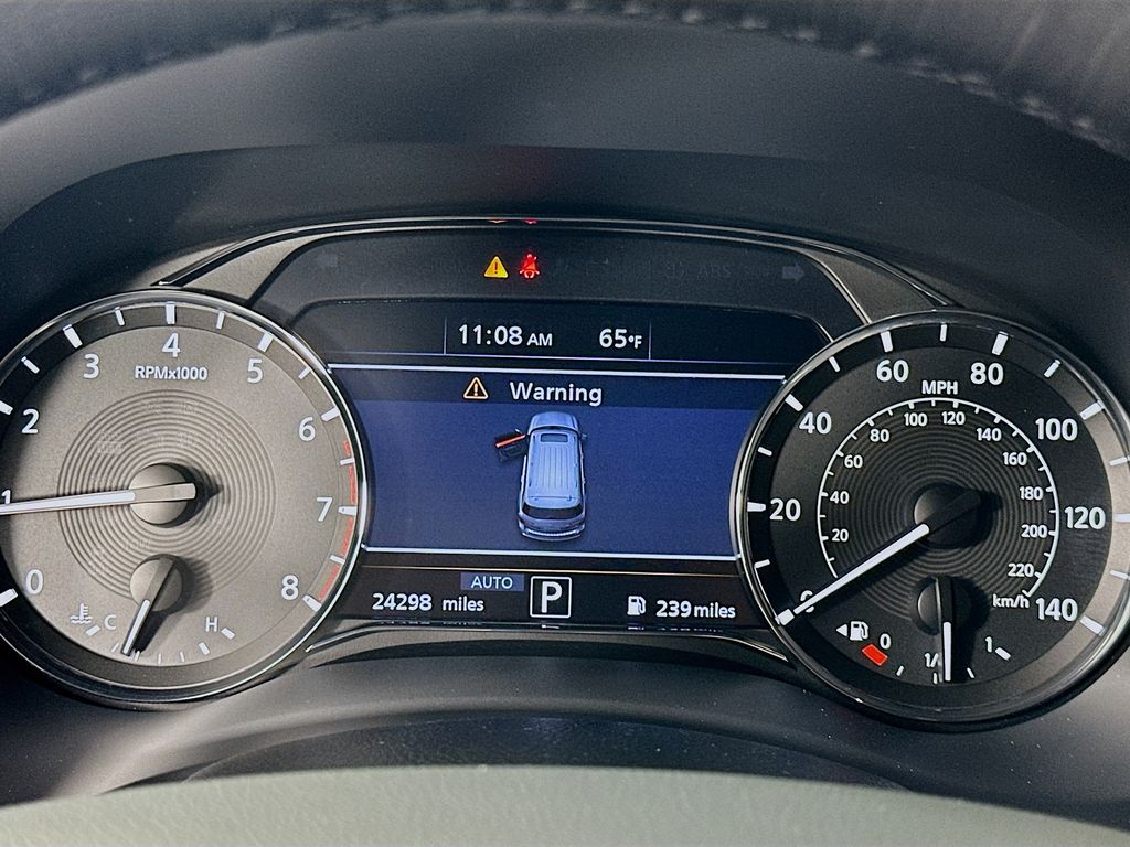 Thumbnail: 2024 INFINITI QX80 - 12